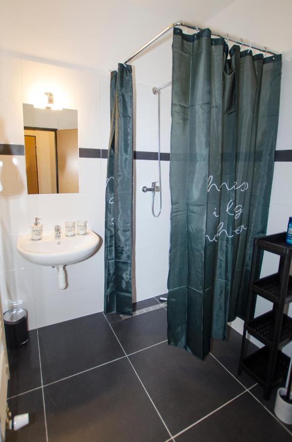 Exlusive Apartment Paris Style Прага Экстерьер фото